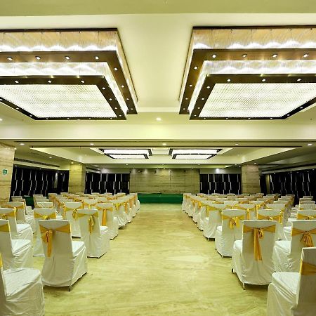 D R Utthama Nellore - Am Hotel Kollection Bagian luar foto