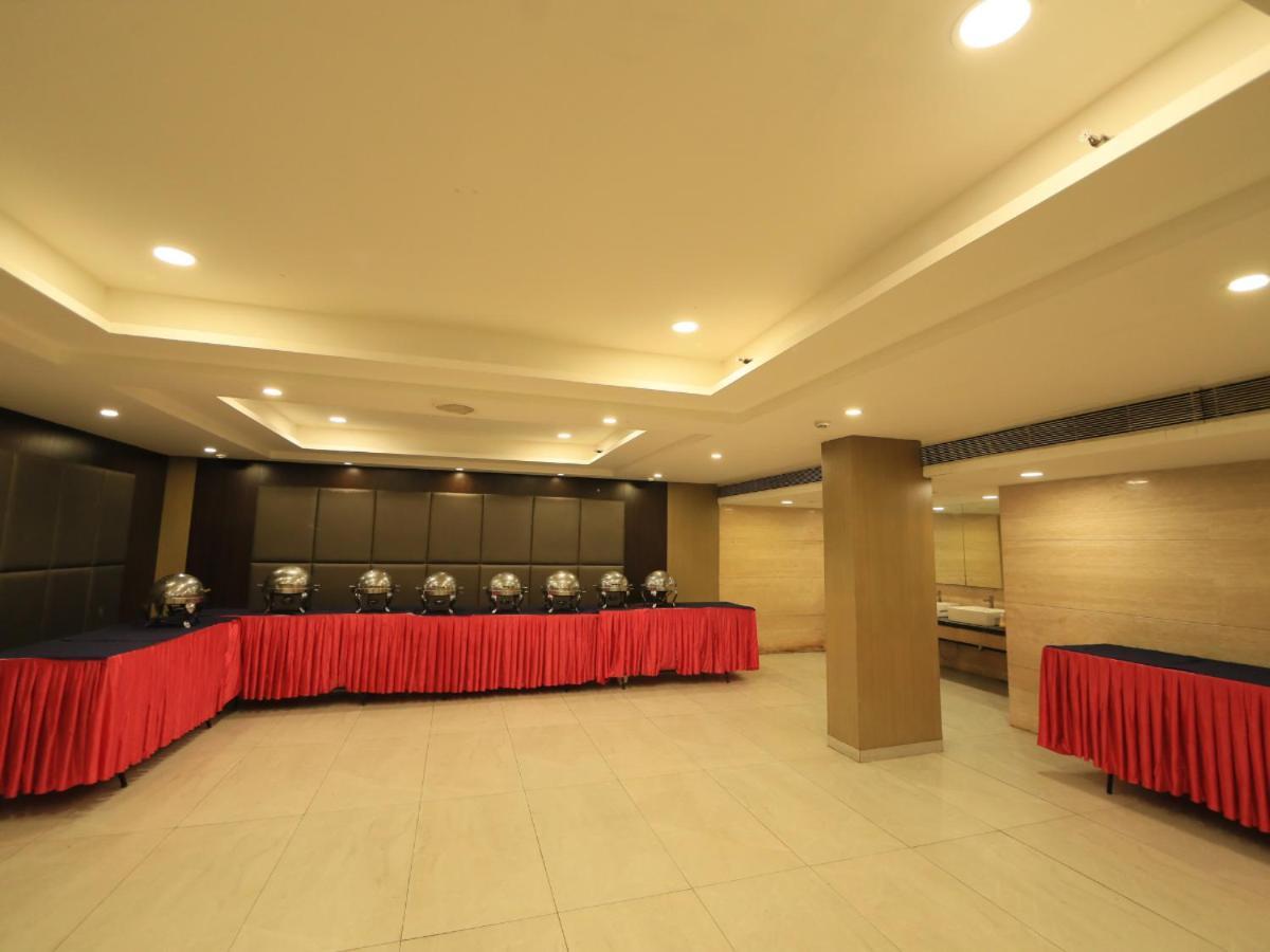 D R Utthama Nellore - Am Hotel Kollection Bagian luar foto