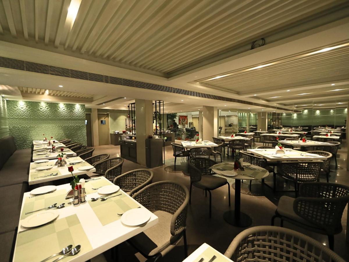 D R Utthama Nellore - Am Hotel Kollection Bagian luar foto